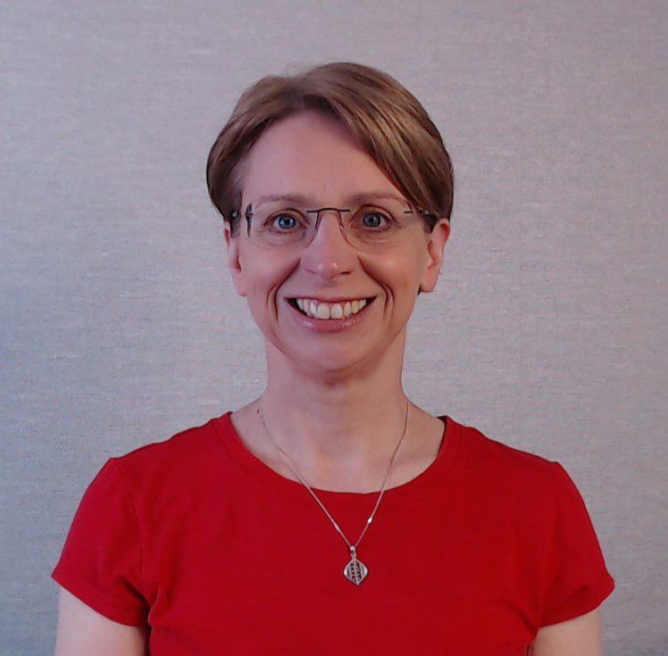Pauline-Cairns-Data-Analyst-Data-For-Knowledge